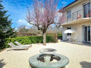 Charmant gîte moderne avec cour privée, tout équipé, parking sécurisé, au cœur du Roannais - FR-1-496-316 - Riorges - 7