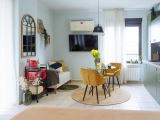 Quiet studio with terrace view - Bucharest - 5