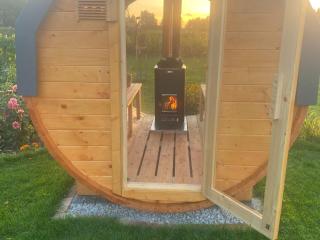 Holiday home with jacuzzi sauna and swimming pool - Stepnica - 1