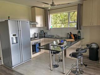Hills and Dales Accommodation - Lanseria - 3