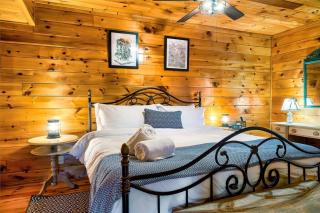 Pets OK! Hot Tub, Wi-Fi, Game Room - 9