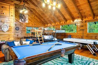 Pets OK! Hot Tub, Wi-Fi, Game Room - 6