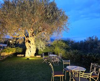 Antico Borgo Etneo Country Hotel - Calatabiano - 3