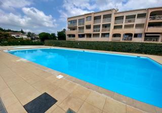 Appartement T2 au bord de mer avec parking, terrasse et piscine - Sainte-Maxime - 1
