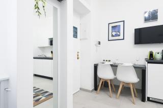 Easylife - Pratico monolocale in Zona Isola - Milan - 1