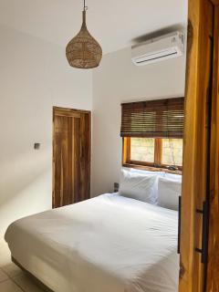 Naima Villa - Kuta Lombok - 1