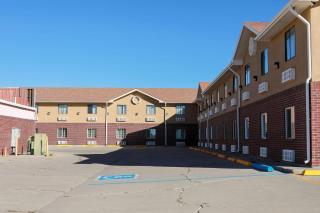 Super 8 by Wyndham Gallup - 6