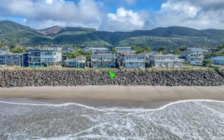 Pelicans Flight - Meredith Lodging - Rockaway Beach - 8
