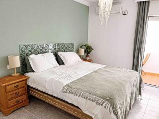 Seagrass - Sanctuary in vibrant Old Town Spain - Nerja - 0