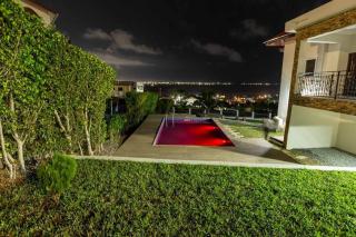 The McCarthy Hill Retreat - Oblogo - 5