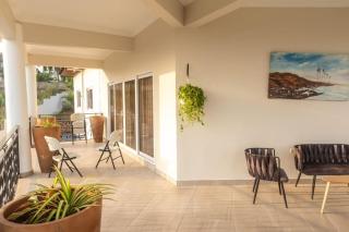 The McCarthy Hill Retreat - Oblogo - 1