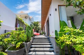 OSAKA HOMESTAY - Villa Hồ Bơi Mới - 5 Phòng Gần Biển - 2