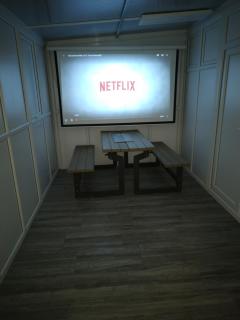 Luxurious Soft Water Air Conditioning TV 5 Bed Arcade House - Londra - 2