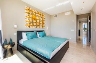 Tolles, neu möbliertes Penhouse mit großem Pool - 5