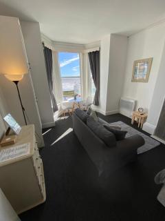 Farina No1, Sea view studio sleeping 2 guests - Bridlington - 7