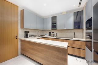 Ultra Luxurious 4BR with Asst’sRm in The Address Residences, JBR by Deluxe Holiday Homes - Dubai - 3