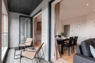 Cozy Two Bedrooms Flat in Coulsdon, CR5 - 8