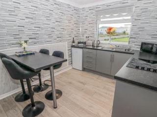 48 Gower Holiday Village - Swansea - 3