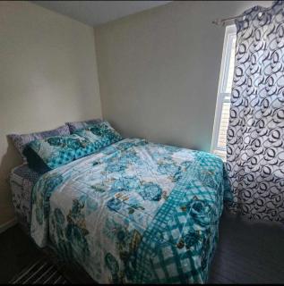 Room K Divine Villa and Resorts 5mins to EWR Airport and 4mins to Penn Station Newark, New York - Newark - 6