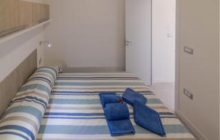 Gorgeous Home In Deiva Marina With Wifi - Deiva Marina - 2