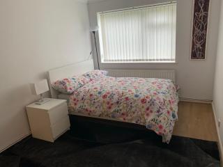 1 Bedroom Flat Apartment Bromley with Free Parking - Bromley - 9