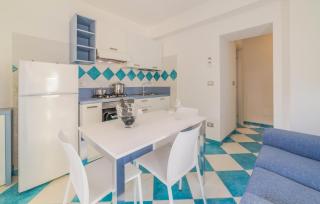 Beautiful Apartment In Deiva Marina - Deiva Marina - 4