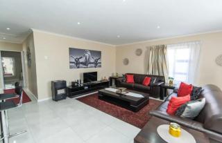 Cosy Home in Bluewater Bay - Gqeberha - 5