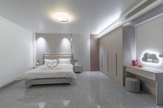 豪华独栋别墅6卧8卫带ktv和泳池 - 7