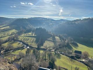 L’échappée belle, vue panoramique sur la campagne - Saint-Saturnin-de-Lenne - 9