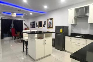 Kandi Palace 9 floor, 1BR! Housekeeping, Netflix! - Angeles - 0