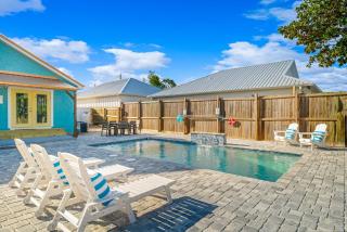 Sunshine House! 3BR 2BA Sleeps 9! Your perfect retreat for comfort and style - Panama City - 7