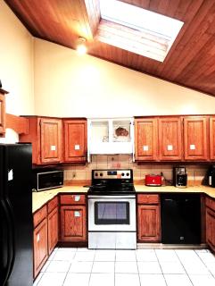 Luxurios Private Room in Vancouver - Burnaby - 6