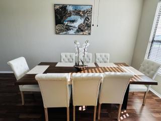 Spacious Luxe Retreat for family and groups Austin - Round Rock - 1
