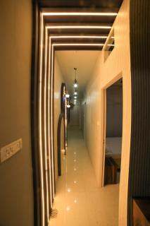 Ramashray Premium Studio Apartments - Kanāria - 1