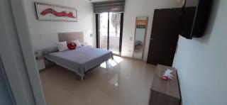 Chalet de lujo con jardín, piscina y aparcamiento todo privado. - Salou - 9