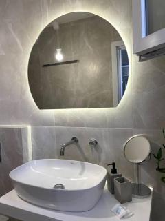 Minimal Cream Apartment Pool-front in Paros - Parikia - 8