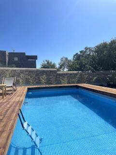 Minimal Cream Apartment Pool-front in Paros - Parikia - 1