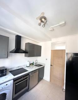 Central 2 bed property near Nine Elms Station - Londra - 4