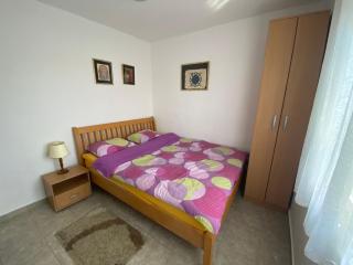 Apartman LUCIJA, dostupan 7 NOCENJA i VISE, AVAIBLE FOR RENT 7 NIGHTS AND MORE - Sutomore - 4