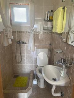 Apartman LUCIJA, dostupan 7 NOCENJA i VISE, AVAIBLE FOR RENT 7 NIGHTS AND MORE - Sutomore - 7