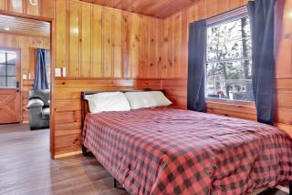 Lupine Lakeside Resort Cabin by Big Bear Vacations - 5