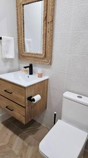 NEW - Tranquil Bliss Near Beach, Modern 3BR Retreat - Fort Lauderdale - 3