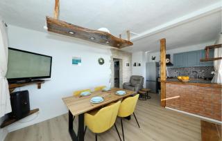4 Bedroom Amazing Home In Banj - Banj - 4