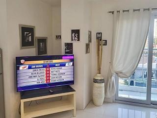 Kandi big studio, balcony, housekeeping. Netflix! - Angeles - 3