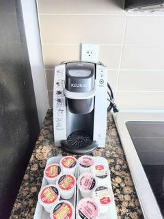 Luxury Suites Steps to CN Tower - 1