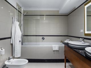GRAND HOTEL Kielce - 4