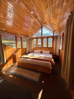 THE OFFBEAT CHALET - Jibhi - 5