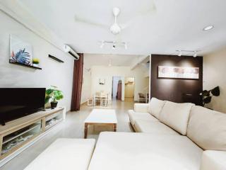 38 Georgetown 3 Storey Terrace local food 5rooms 16pax - George Town - 7