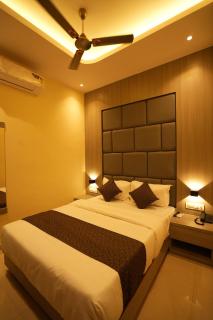 HOTEL BOSTON - Mumbai - 7