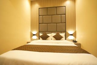 HOTEL BOSTON - Mumbai - 8